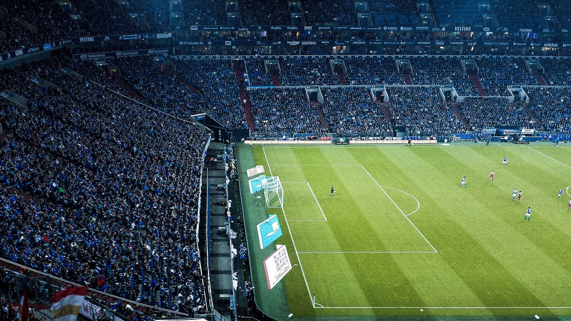 体育赛事精彩不断，足球风采炫目夺目，体育足球竞赛